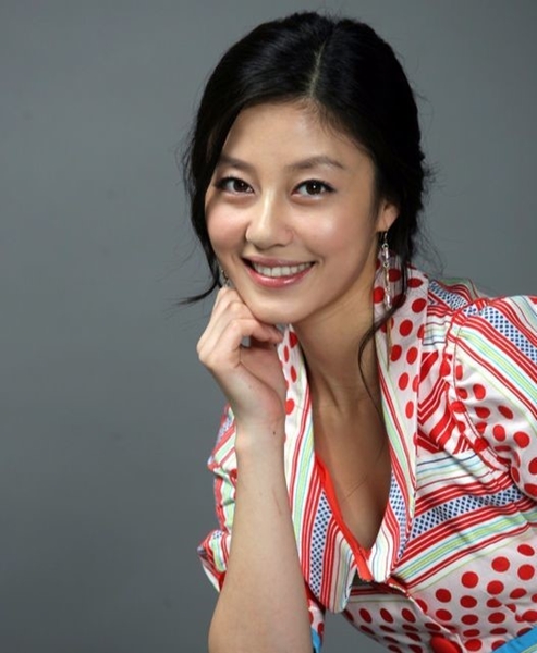 ウ・ジヒョン-女優・俳優人気ランキング｜韓国俳優女優タレント図鑑