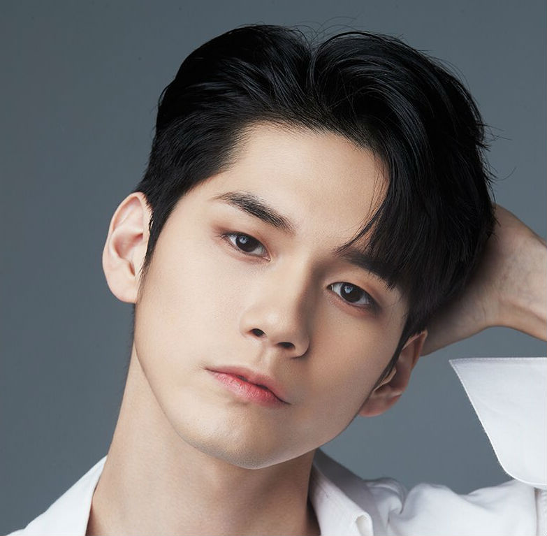 オン・ソンウ（옹성우）のプロフィール