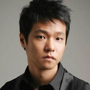 ホン・ギョンイン-女優・俳優人気ランキング｜韓国俳優女優タレント図鑑